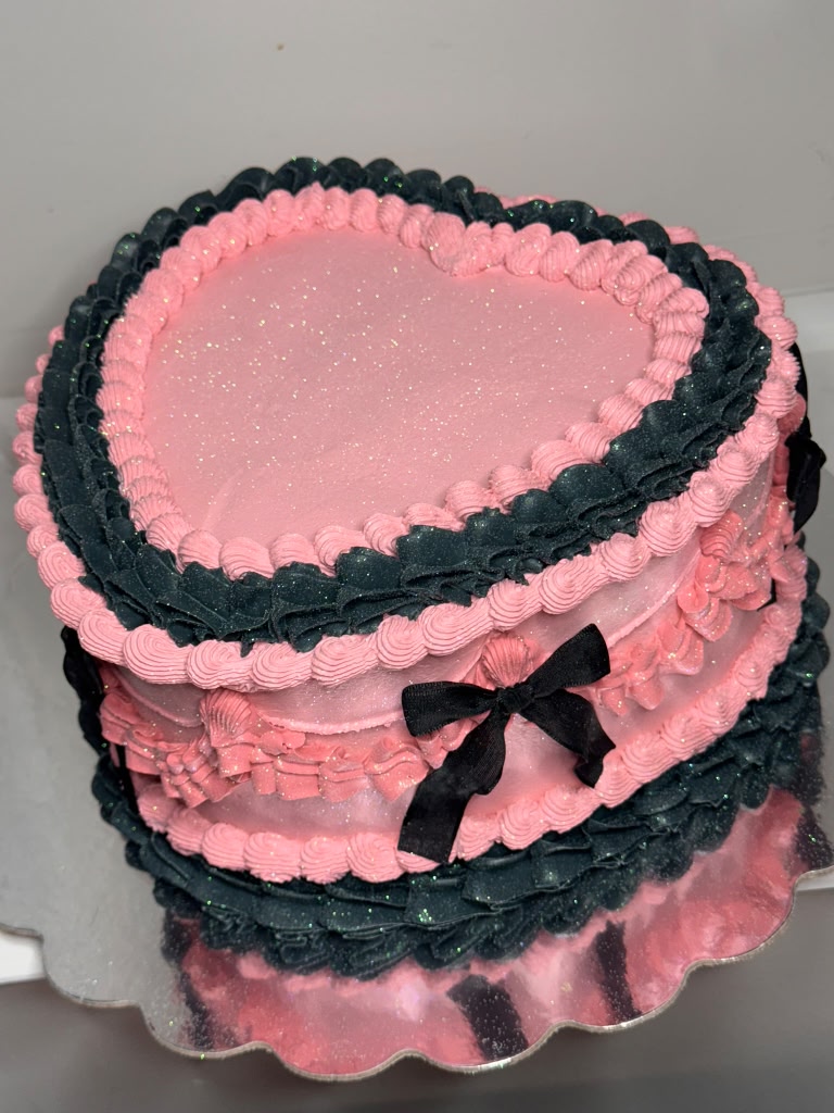 Vintage Heart Cakes